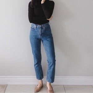 Everlane 90s Cheeky Straight Jean Size 26 Color Blue